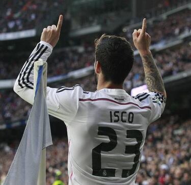 Víctor: "Isco needs to look back at the games when the Bernabéu gave him an ovation"