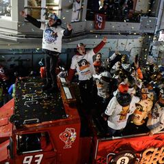 Cervera se rinde a los diez mundiales de los Márquez