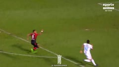 Candidato a Puskas del año: visualmente es uno de los goles más bellos que se han visto