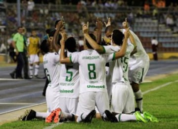 Los goles de los brasileños los hicieron Reinaldo y Luis Antonio.