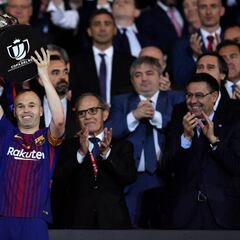 Iniesta, no te vayas