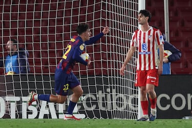 1-0. Marc Bernal celebra el primer tanto.