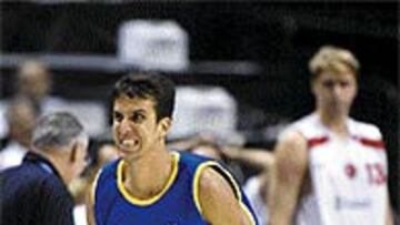 <B>FORMIDABLE TRIPLISTA.</B> Marcelo Machado es el mejor fusilero de un equipo con espléndidos atacantes.