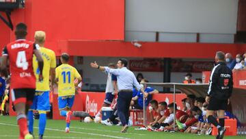Lolo Escobar durante un partido con el CD Mirandés.