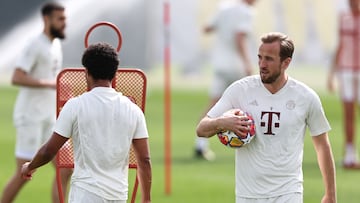 Munich (Germany), 08/04/2024.- Munich's Harry Kane participates in the team's training session in Munich, Germany, 08 April 2024. Bayern Munich will face Arsenal in a UEFA Champions League quarter final, 1st leg soccer match on 09 April. (Liga de Campeones, Alemania) EFE/EPA/ANNA SZILAGYI
