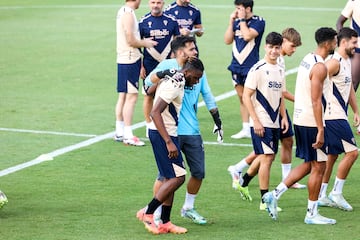 Kouamé en su regreso a los entrenamientos tras estar apartado.