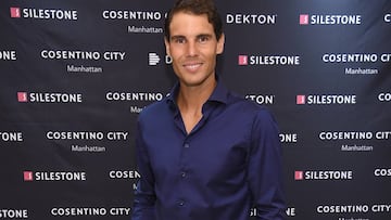 Rafa Nadal posa durante un acto publicitario de Cosentino en Manhattan antes de debutar en el US Open.