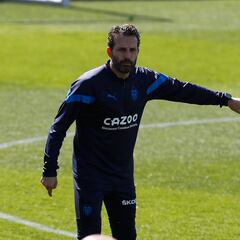 Cuando llega la noche, yo soy Baraja