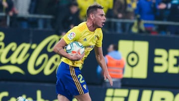 Querol, del Cádiz, tras marcar contra el Numancia.