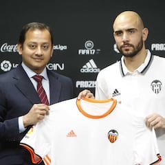 La presentación de Zaza como nuevo jugador de Valencia