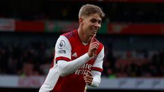 Smith Rowe durante el partido contra el Brentford.