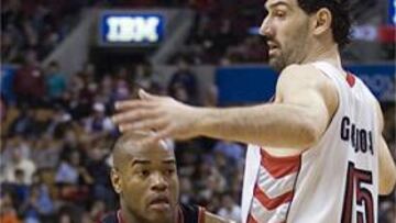 <b>TITULAR.</b> El de Torrejón de Ardoz estaba en el quinteto inicial y fue el que más tiempo estuvo en el campo de todos los jugadores de los Raptors.