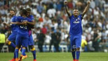 Vidal festejó con todo la clasificación de Juventus a la final de la Champions League.