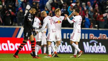 New York Red Bulls demostr&oacute; su superioridad sobre los fronterizos y logr&oacute; su boleto a semifinales al vencer en casa 3-1 a los dirigidos por Diego Cocca