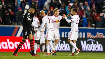 New York Red Bulls demostr&oacute; su superioridad sobre los fronterizos y logr&oacute; su boleto a semifinales al vencer en casa 3-1 a los dirigidos por Diego Cocca