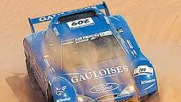 <b>VETERANO. </b>Un año más, Josep María Serviá volverá a las dunas del desierto al volante de un buggy.