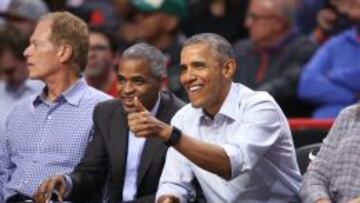 Barack Obama, en el partido inaugural del curso entre los Bulls y los Cavs.