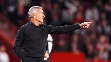 09/11/24 PARTIDO SEGUNDA DIVISION
GRANADA CF - CD ELDENSE
En la imagen Fran Escriba (Granada CF)