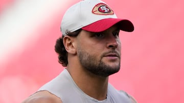 SANTA CLARA, CALIFORNIA - OCTOBER 27: Nick Bosa #97 of the San Francisco 49ers warms up prior to a game against the Dallas Cowboys at Levi's Stadium on October 27, 2024 in Santa Clara, California. Thearon W. Henderson/Getty Images/AFP (Photo by Thearon W. Henderson / GETTY IMAGES NORTH AMERICA / Getty Images via AFP)