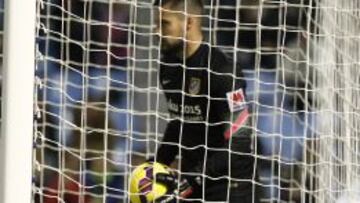 Moyá encajó dos goles en Vigo.