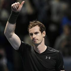 Épico Murray: aguanta el envite de Djokovic con una remontada