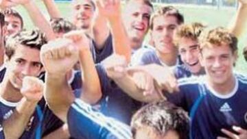 <b>A POR ELLOS. </b>Los jugadores de la Selección Sub-19 lo tienen claro. Sólo 90 minutos les separan de la gloria y quieren aprovecharlo venciendo esta tarde a Escocia en la final del Europeo.