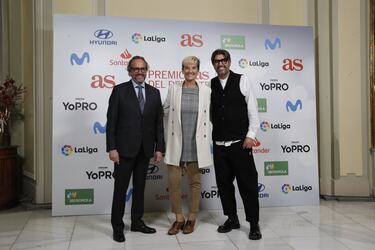 Juan Cantón Director General de Prensa del Grupo Prisa, Lola Romero Directora General del Club Atlético de Madrid Femenino y Vicente Jiménez Director del Diario AS.







