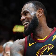 Lebron James y el saludo secreto con su hijo tras ganar