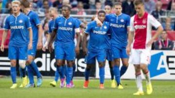 El PSV gana el clásico ante el Ajax y mantiene el liderato