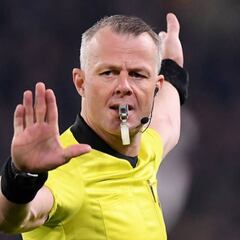 Kuipers pitará el Barça-PSG