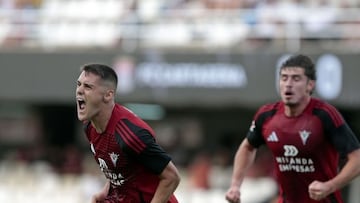 Cartagena 1 - Mirand¨¦s 3: resumen, goles y resultado del partido de LaLiga Hypermotion