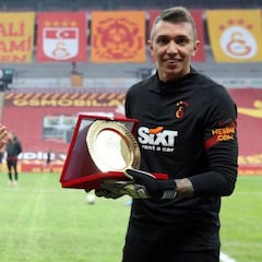 Muslera, homenajeado por sus 300 partidos con el Galatasaray