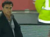 El escándalo de Gustavo Quinteros en Argentina: ojo a lo que le dice al árbitro