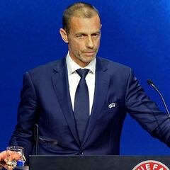 Ceferin: "Que jueguen los tres la Superliga"