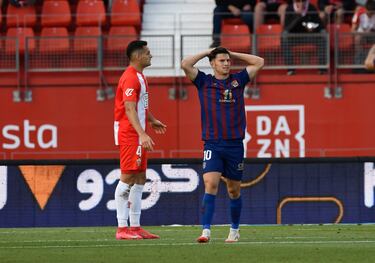 La gran pegada del Almería deja al Eldense en la UVI