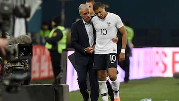 Kylian Mbapp&eacute;, tras ser sustituido.