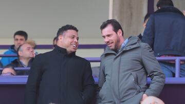 05/01/19 PARTIDO PRIMERA DIVISION 
REAL VALLADOLID - RAYO VALLECANO
RONALDO PRESIDENTE CON OSCAR PUENTE