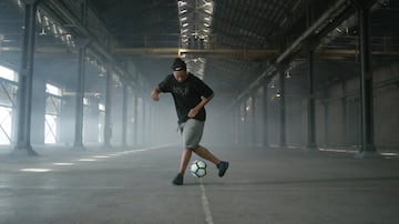 Ronaldinho inspires new Nike 10R City collection