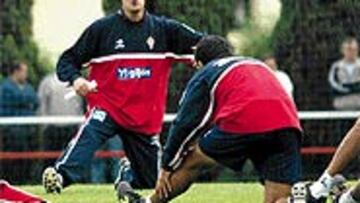 <b>DEBUTA EN EL BANQUILLO</B>. Maceda dio ayer su primera lista.