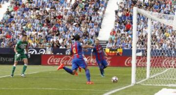 Luis Suárez marca el 0-2.