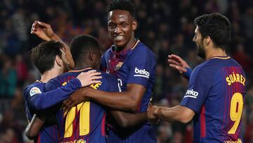 Yerry Mina y sus compañeros de Barcelona