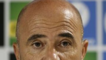 "Los nuevos dirigentes deberán aprobar mi proyecto deportivo"