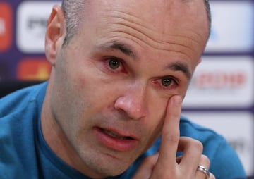 La despedida de Andrés Iniesta en imágenes