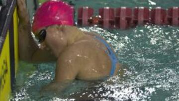 La nadadora Mireia Belmonte tras finalizar los 800 metros libres, en el Campeonato de Espa&ntilde;a Absoluto de Nataci&oacute;n de Invierno en piscina corta que se disputa en Sabadell. 