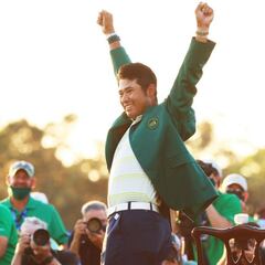 Tiger Woods congratulates history-making Matsuyama