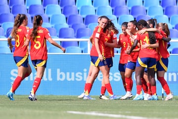 Las jugadoras de la Selección española celebran el gol de Olaya a Estados Unidos en el Mundial Sub-20 femenino de fútbol.