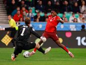 Oblak retrasa al reloj suizo