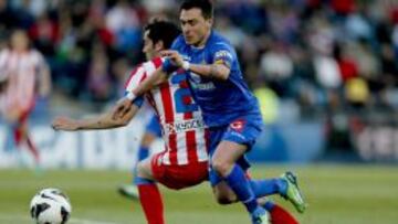 God&iacute;n entra a Colunga, pero no toca al delantero.