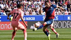 Jeison Murillo fue titular con el Barcelona ante el Huesca.