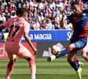 Murillo debuta con el Barça en Liga, en empate ante Huesca